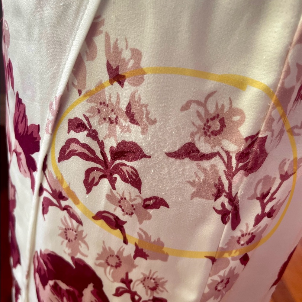 Reformation size 6 satin dress (white with burgundy flowers). - Picture 9 of 12